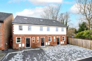 Aston Close, Apsley, Hemel Hempstead, Hertfordshire, HP3 9HJ